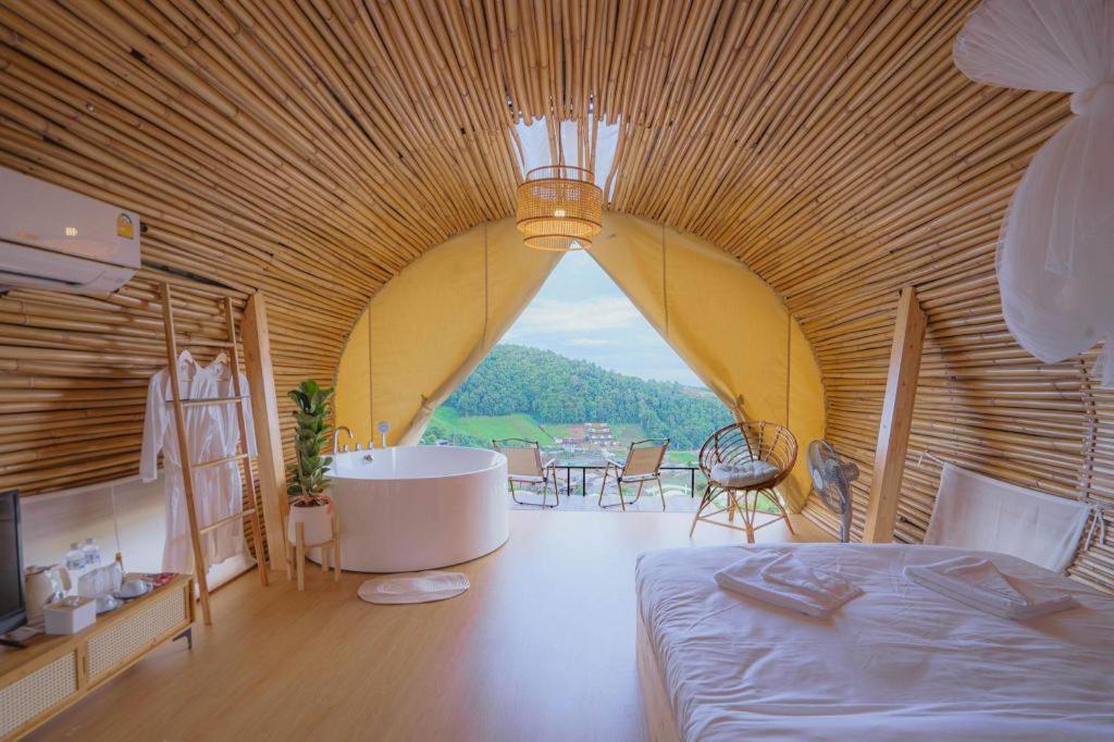 The Doi Moncham Hotell Chiang Mai Exteriör bild